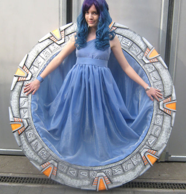 Genius Stargate Cosplay Is, Well, A Human Stargate