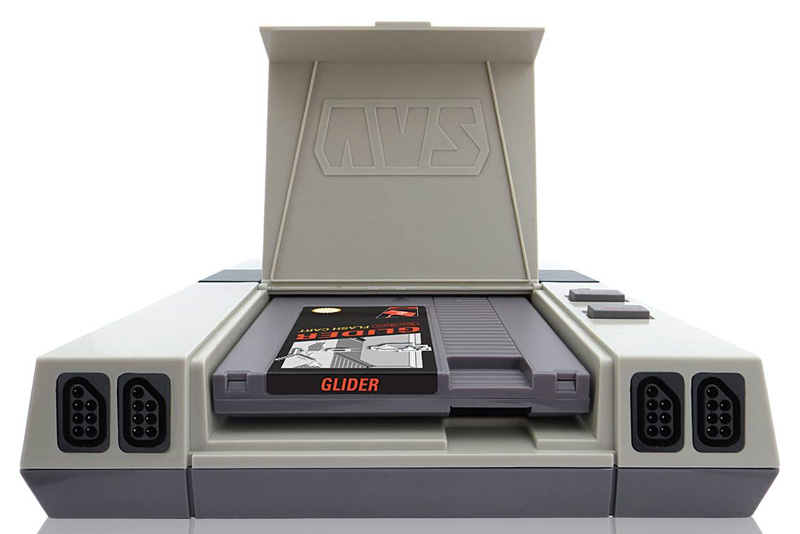RetroUSB-AVS-Nintendo-NES-HDMI-Clone-Console