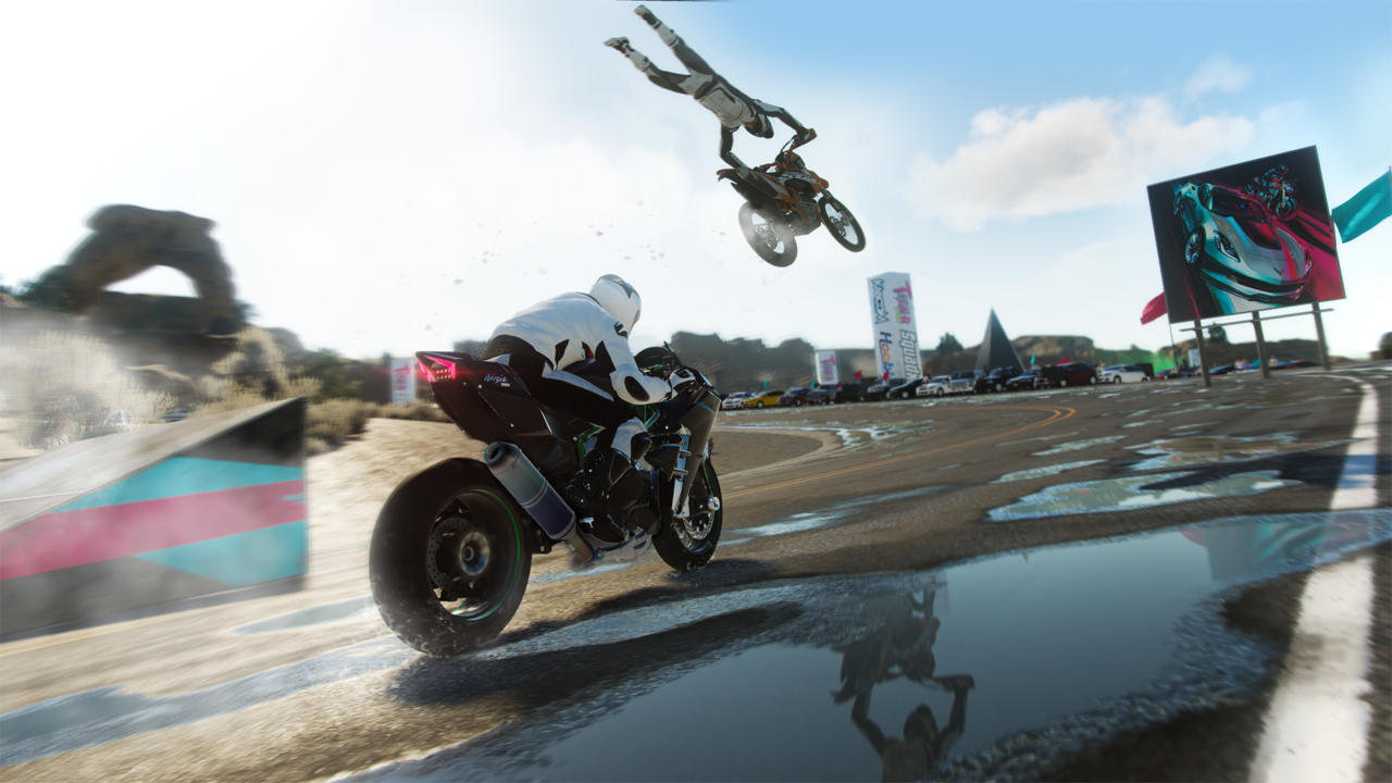 2966920-tcwr_launch_screenshot_bikevsbike_1447699501.jpg