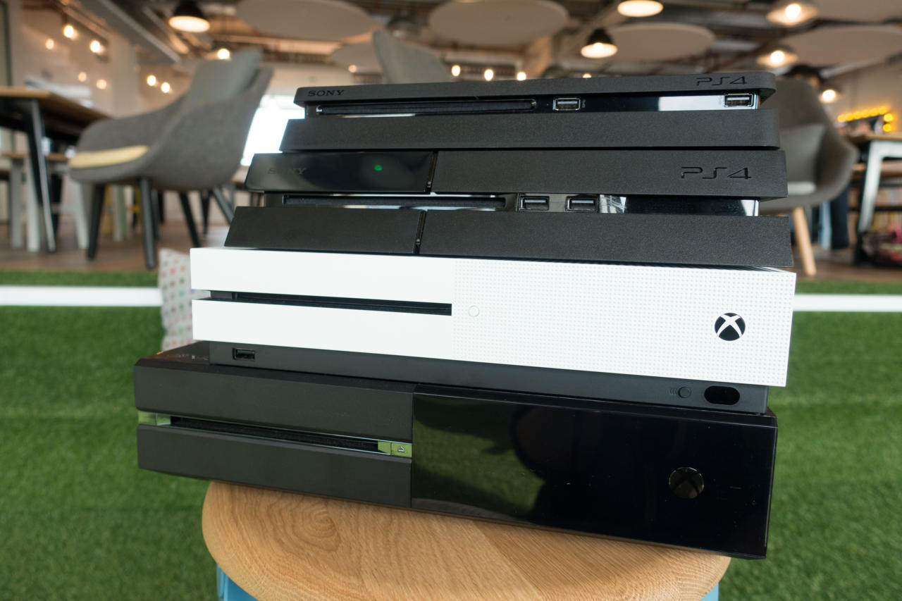 3132666-consoles.jpg