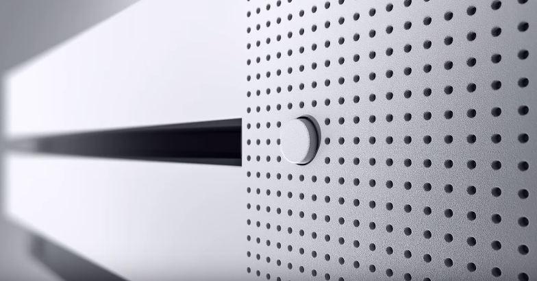 3136130-xb1s.jpg