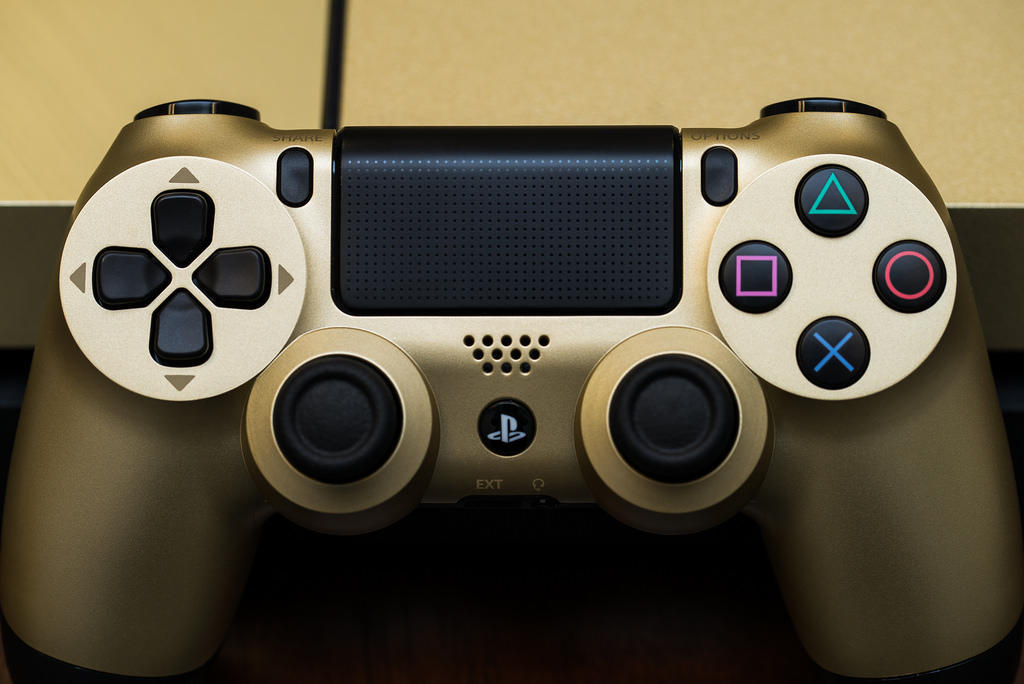 Watch This Funny Gold PS4 Taco Bell Ad