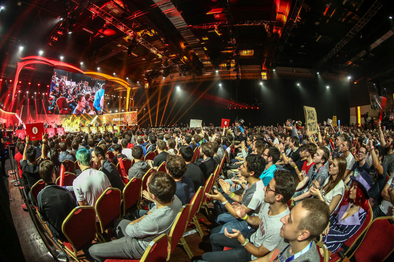 League of Legends World Championship Brings in Nearly a Million Concurrent Viewers