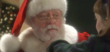 Yuletide Cinema: Sleepy Skunk's Ultimate Christmas Movie Mashup