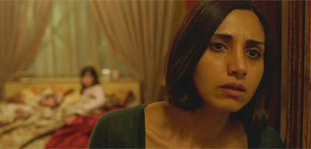 Sundance 2016: Frightening Iranian Ghost Horror 'Under the Shadow'