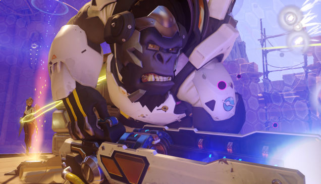 Overwatch Pro Makes Exquisite Last-Second Recovery With Winston's Jump Pack