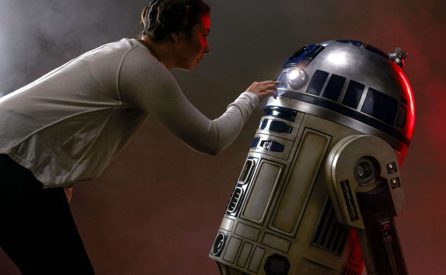 Look At This 1:1 R2-D2 "Figure" (If You've Got $7500 To Spend)