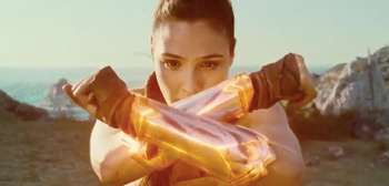 How Warner Bros/DC Can Learn From the Success of 'Wonder Woman'
