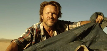 Full Trailer for Action Horror 'Happy Hunting' with Martin Dingle Wall