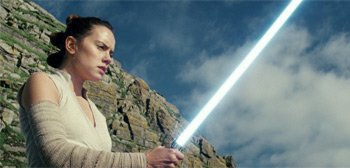 Review: 'The Last Jedi' Takes 'Star Wars' in a Refreshing New Direction