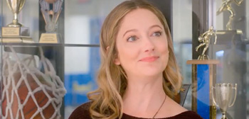 Judy Greer in First Trailer for Indie Film 'Adventures in Public School'