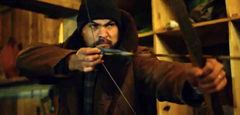 Jason Momoa as a Lumberjack in Trailer for Action Thriller 'Braven'